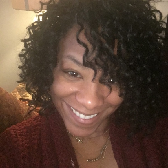 Meet your Posher, R - Picture 1 of 1